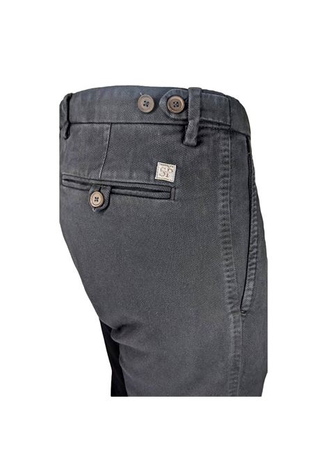 Sparvieri trousers with pleats SPARVIERI | Trousers | FW2212M C36900